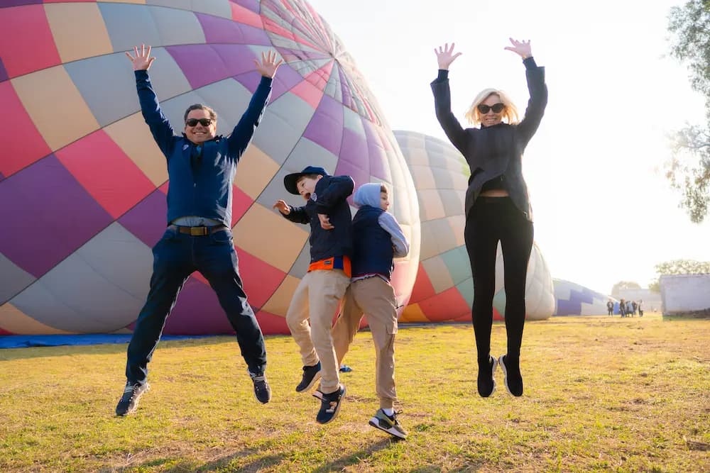 Travelers enjoying the TeoFly balloon ride experience in Teotihuacan
